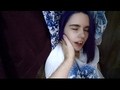 ❤️ Xwişka min di dolabê de dît û alîkariya wê kir ❤❌ Porno li ku.dienlanhbk.top ❌